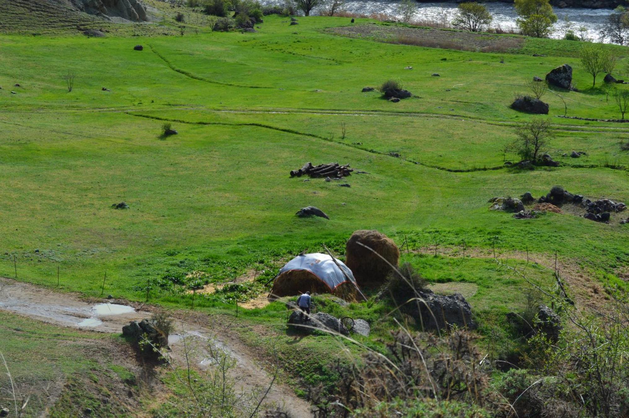 Tirebi Farmhouse Vardzia  Bagian luar foto